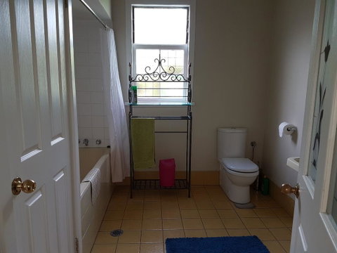 Kits Coty - Accommodation Directory 2
