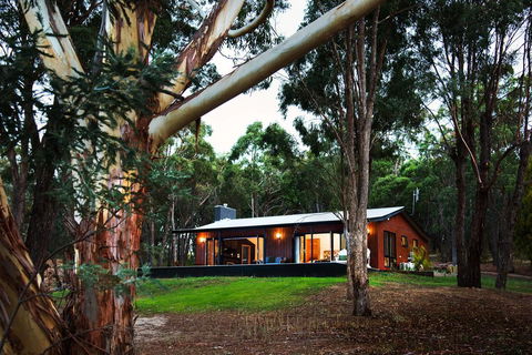 Kurrajong Retreat - Accommodation Directory 1