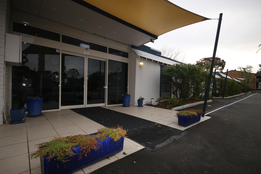 Lake Munmorah NSW Accommodation Directory