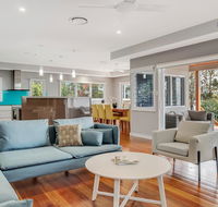 LAKEFRONT and SUNSET HAVEN - Accommodation Directory