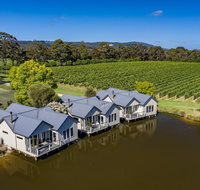 Lakeside Villas at Crittenden Estate - Accommodation Directory