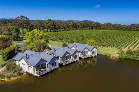 Lakeside Villas At Crittenden Estate - Accommodation Directory 0
