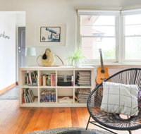 Large Quiet Art Deco Apt Camberwell - Accommodation Directory