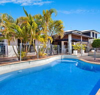 LaVida on the Water - Accommodation Directory