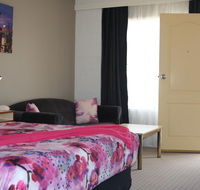 Leagues Motel - Accommodation Directory