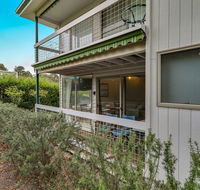 Leighton Bay Walk - Accommodation Directory