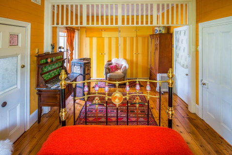 LUSH On Lurline - Accommodation Directory 2