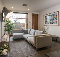 LUXE - Park views Wine Wifi Netflix Garage PETS ok - Accommodation Directory