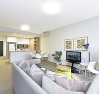 Luxury 1 bedroom  1 study with 1 parking - Accommodation Directory