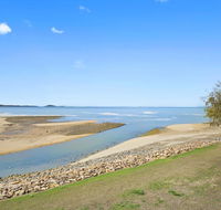 Luxury Beach Unit - Accommodation Directory