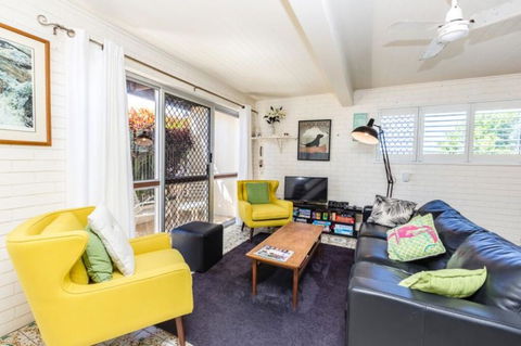 Lyrona - 3/35 Avocet Parade - Accommodation Directory 1