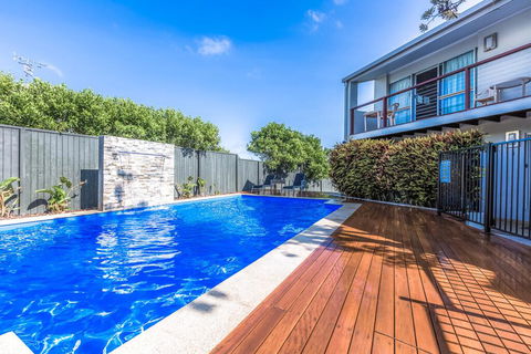 Lyrona - 3/35 Avocet Parade - Accommodation Directory 0