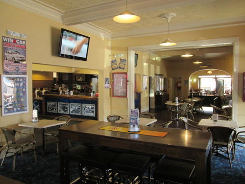 Maclean Hotel - Accommodation Directory 3