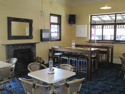 Maclean Hotel - Accommodation Directory 1