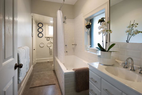 Maggies At Trentham - Accommodation Directory 1