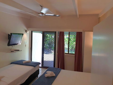 Magnetic Island Resort, Sleeps 3, Free WIFI - Accommodation Directory 0