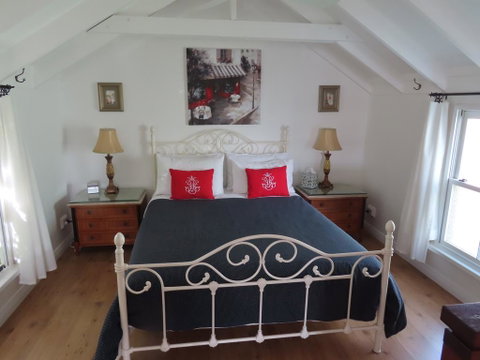 Maison De May Boutique Bed & Breakfast - Accommodation Directory 0