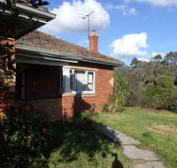 Mandall Avenue - Accommodation Directory