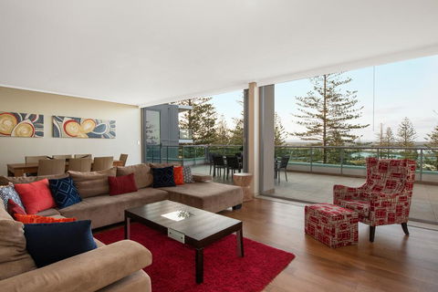 Mantra The Observatory - Accommodation Directory 1