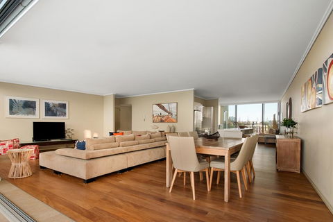 Mantra The Observatory - Accommodation Directory 2
