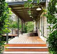 Maple Cottage - Accommodation Directory