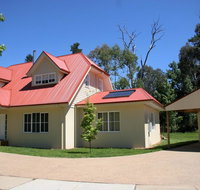 Maple House - The ideal retreat for family and friends. - Accommodation Directory