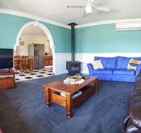 Maria's at Swansea - Accommodation Directory