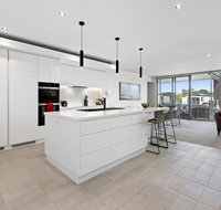 MARINA VIEW - Accommodation Directory