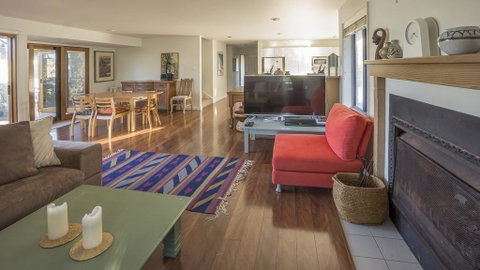 Marloo Avenue 10 Bawley Point NSW - Accommodation Directory 2
