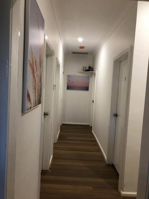Melbourne Short Stay- Burwood Deakin Uni, Burwood - Accommodation Directory 3
