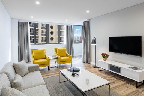 Meriton Suites Bondi Junction - Accommodation Directory 2