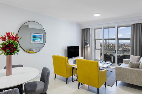 Meriton Suites Bondi Junction - Accommodation Directory 0