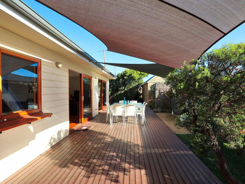 Monterey - Accommodation Directory 3