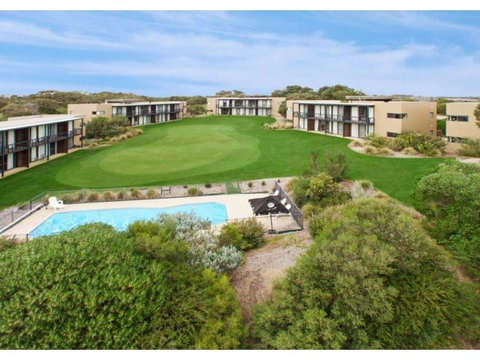 Moonah Links - Apartment 43 - Accommodation Directory 0