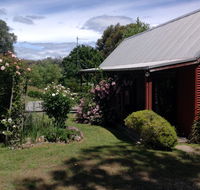 Moore House - Accommodation Directory