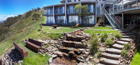 Mountain Dreaming - Accommodation Directory 1