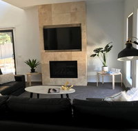 Mountain Mist Apartments - Accommodation Directory