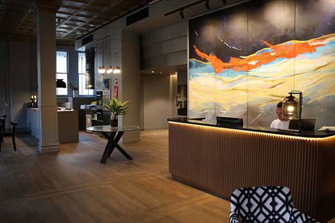 Mrs Banks Hotel - Accommodation Directory 1