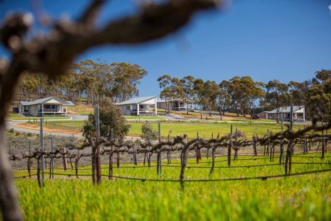 Neagles Retreat Villas - Accommodation Directory 0