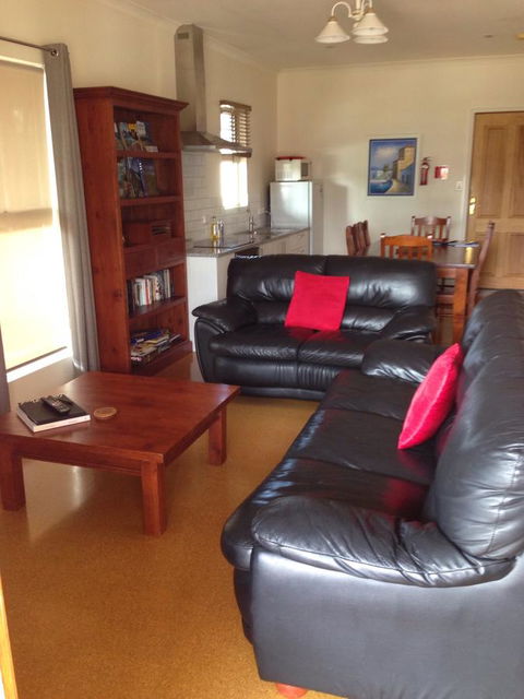 Albany Beachside Accommodation - Accommodation Directory 1