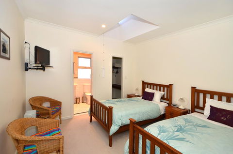 Albany Beachside Accommodation - Accommodation Directory 14