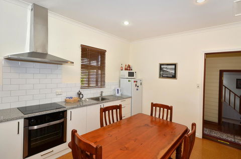 Albany Beachside Accommodation - Accommodation Directory 9