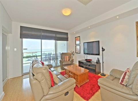 Nautica Residences Mandurah - Accommodation Directory 1