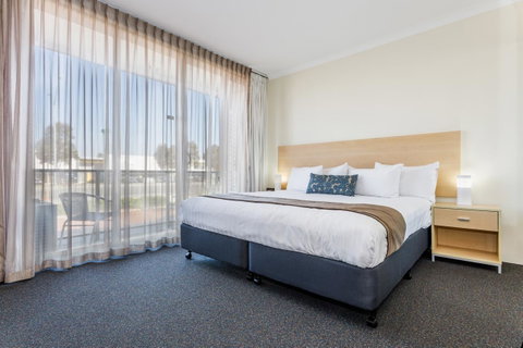 Perth Ascot Central Apartment Hotel Official - Accommodation Directory 13