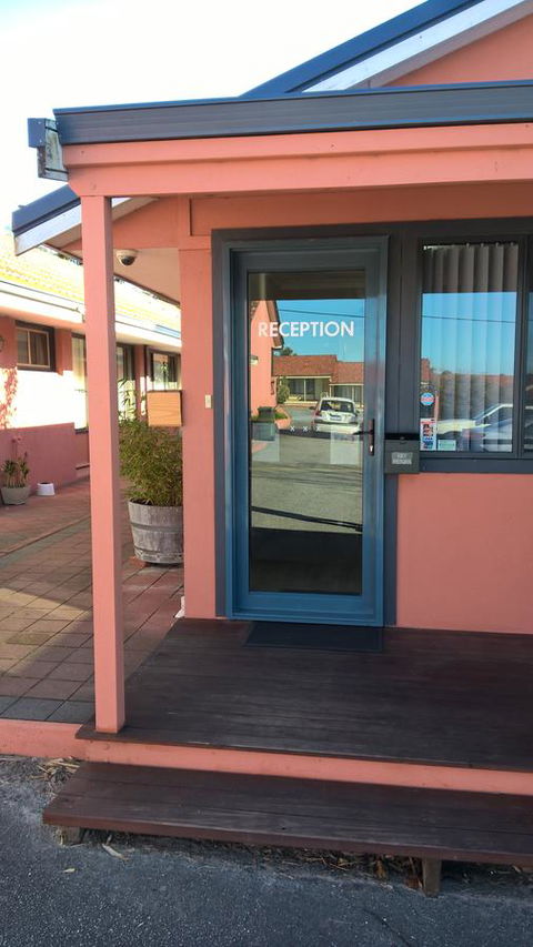 Albany Apartments - Accommodation Directory 17