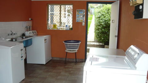 Albany Apartments - Accommodation Directory 15