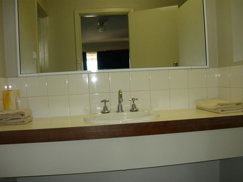 Albany Apartments - Accommodation Directory 14