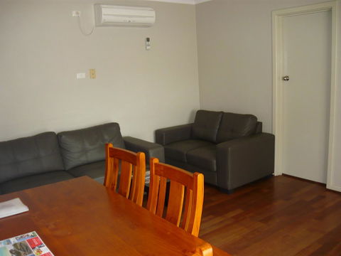 Albany Apartments - Accommodation Directory 11