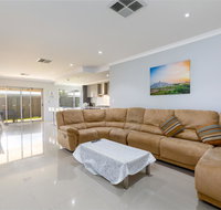 Rainbow Dream House - Accommodation Directory