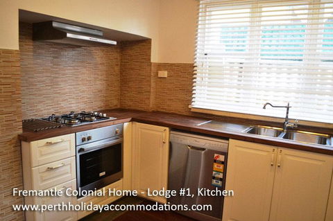 Fremantle Colonial Home - Accommodation Directory 41
